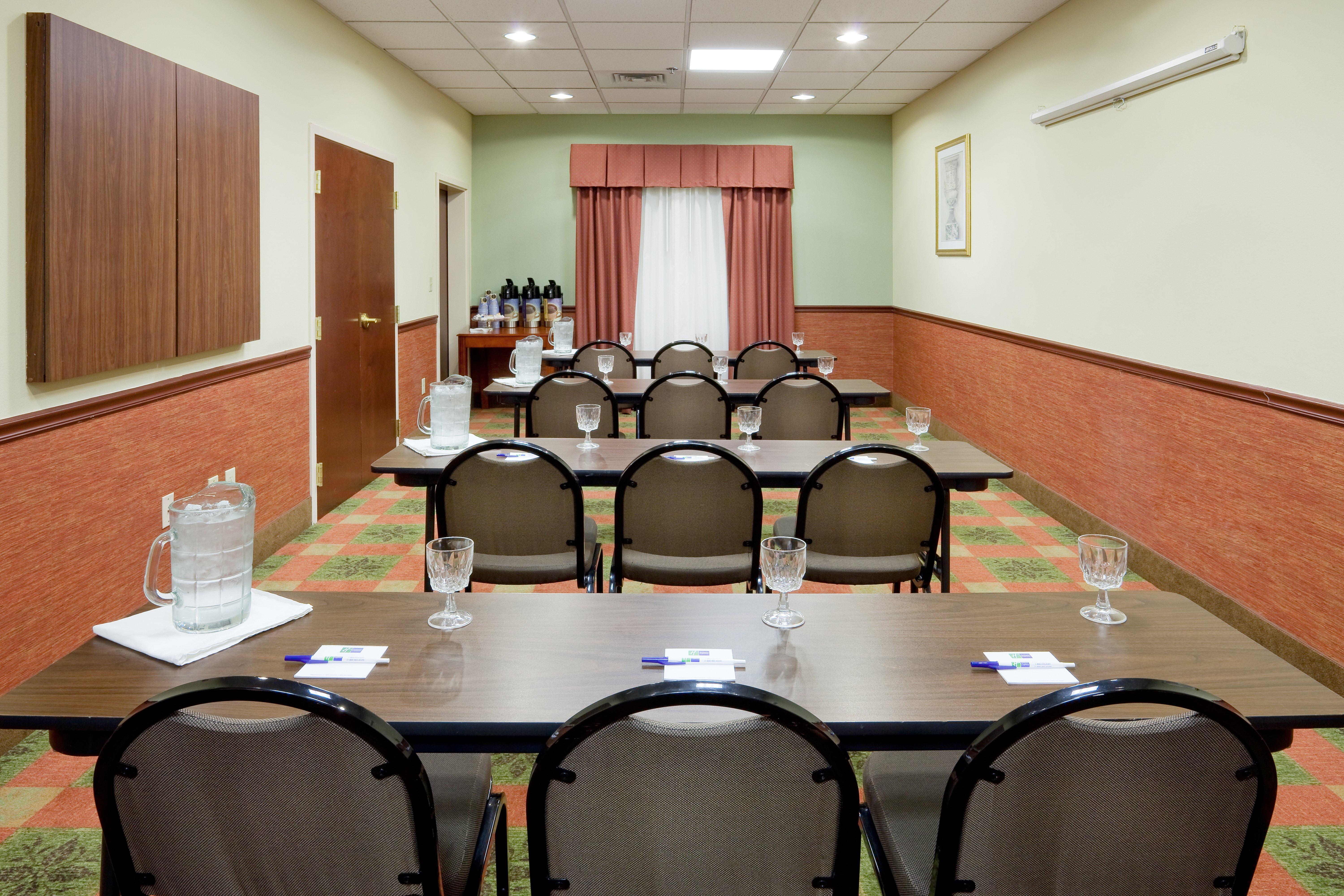 Holiday Inn Express And Suites Quakertown - Allentown Area By Ihg Dış mekan fotoğraf